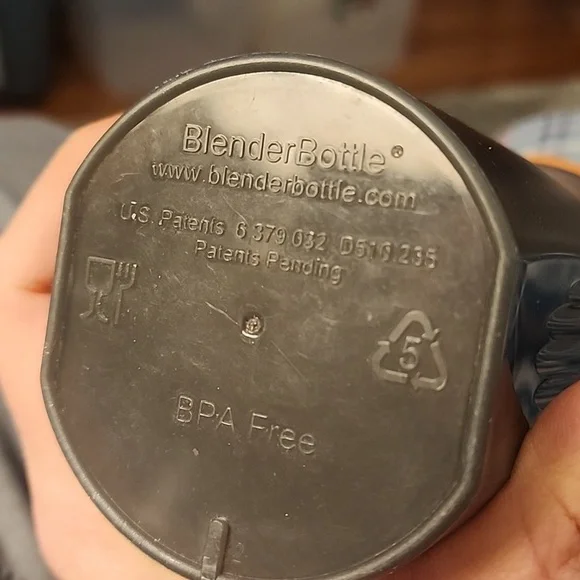 Blender Bottles. 28 ounce (set of 2) - Picture 2 of 4